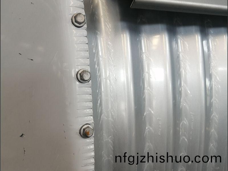 料墖(ta)椎(chui)闆(ban)折(zhe)彎(wan)裝(zhuang)配